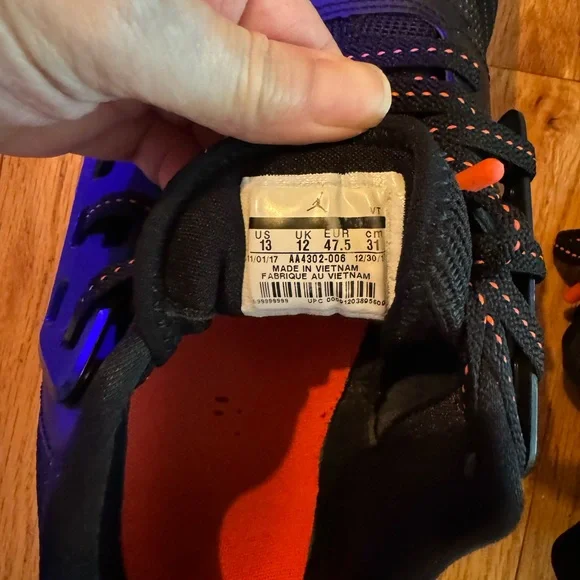 Nike Jordans Flight Black Mens 13. Gently used - Picture 5 of 7